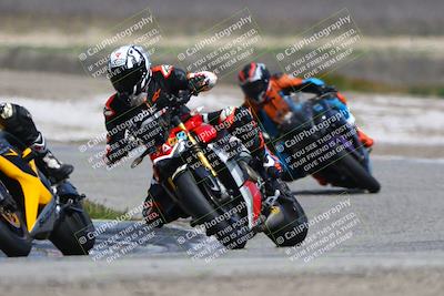 media/Mar-22-2025-TrackDaz (Sat) [[0456df0c41]]/Group B/Session 3 (Outside Grapevine)/